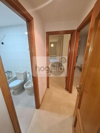 Piso en alquiler en Pedro Salvador - Las Palmeritas en Sevilla