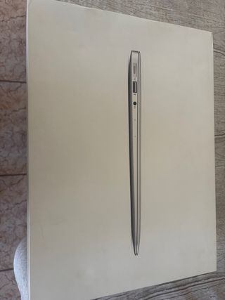 Caja MacBook Air