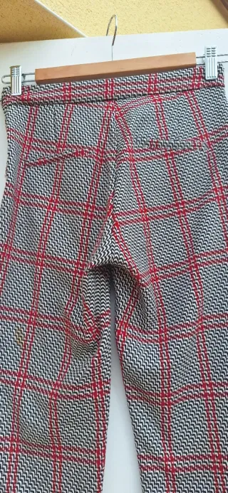 Pantalón pitillo cuadros cintura alta