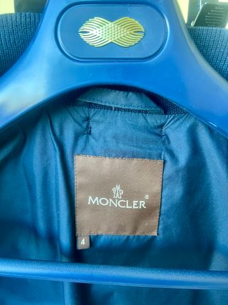 Moncler Piumino Smanicato Blu
