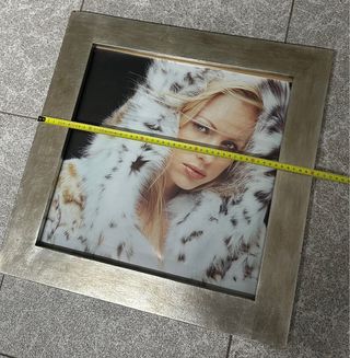 Marco de madera maciza pintado en plateado