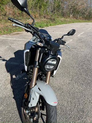 Moto Honda CB125R