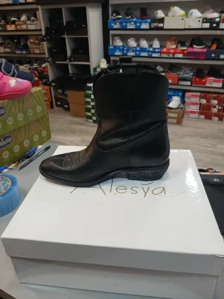 Botines mujer Alesya negros talla 37 y 36 piel