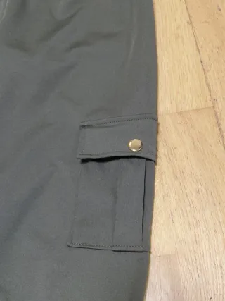 Pantalón elástico verde talla S