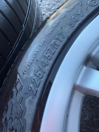 Llantas BMW ///M 17 con Neumáticos SEMI NUEVOS