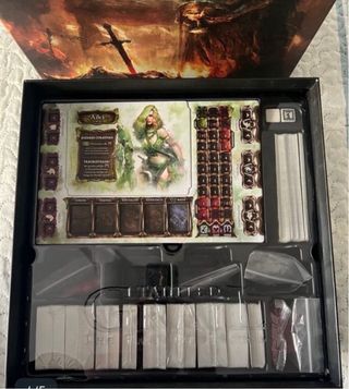 Tainted Grail: La Caída de Avalon Juego de Mesa