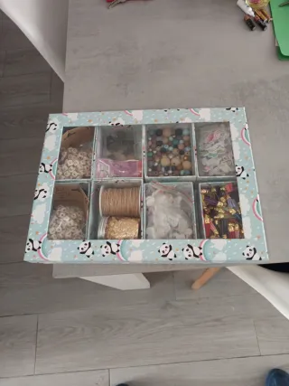 Caja organizadora manualidades collares