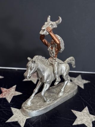 3 Figuras Indios Norteamericanos.