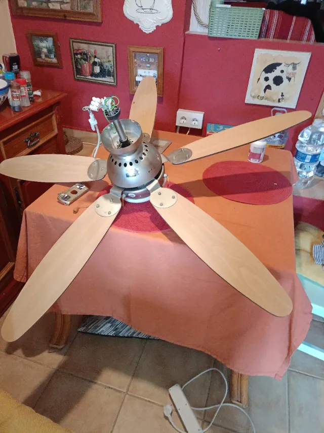 Ventilatore da soffitto a 5 pale