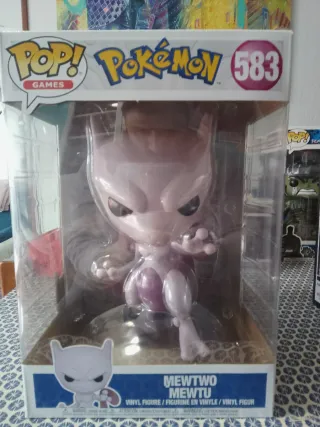 Funko Pop! Grande Mewtwo 10"