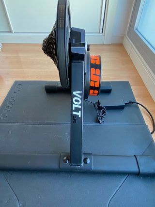 Rodillo Bicicleta Jet Black Volt 1.0 + Shimano 12V