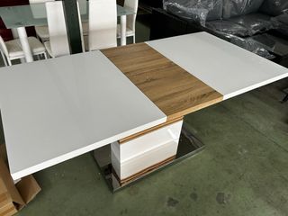 Mesa extensible blanca