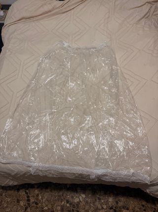 Falda chubasquero fallera