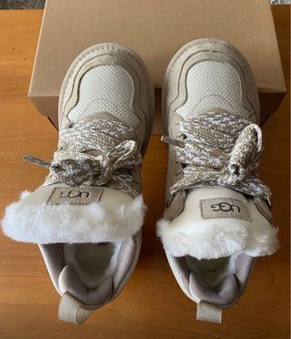 Stivaletti UGG Beige nuovi