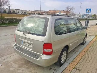 KIA Carnival 2004