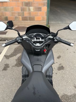 Honda PCX 125 Scooter Automática finales de 2019