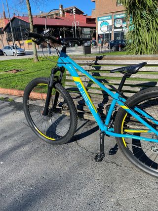 Bicicleta Tipo Montaña Azul y Amarilla