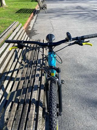 Bicicleta Tipo Montaña Azul y Amarilla
