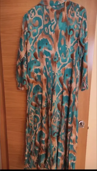 Vestido largo estampado talla L