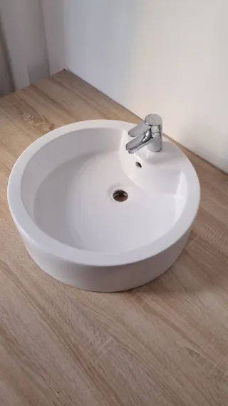Lavabo Porcelana Blanco con Grifo Roca