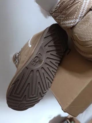 Botas UGG Beige Talla 39