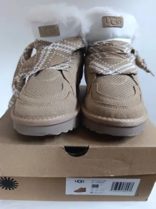 Botas UGG Beige Talla 39