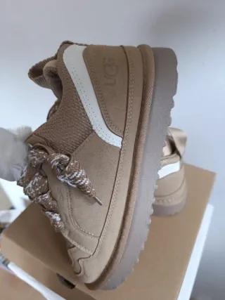 Botas UGG Beige Talla 39