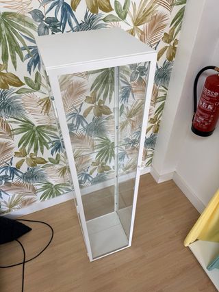 Vitrina blanca 35x32x151 cm
