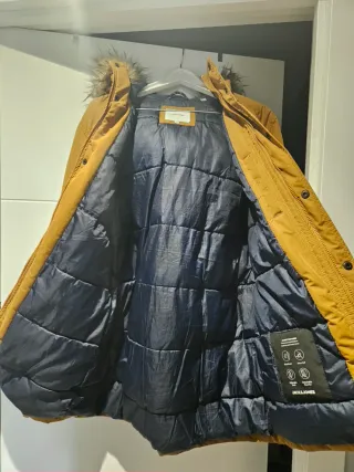 Abrigo parka hombre amarillo