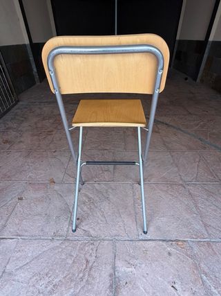 Taburetes altos plegables metal y madera