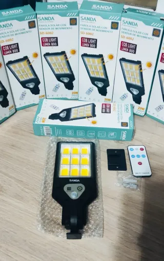 3 LAMPADE SOLARI DA USARE PER LA PRIMA VOLTA IN SCATOLA