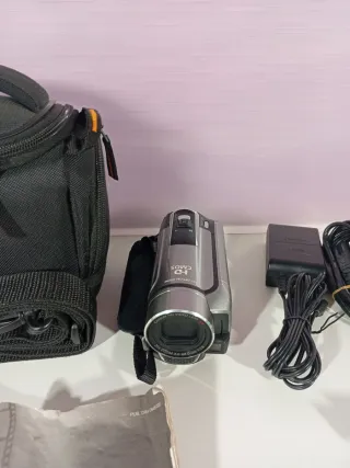 Videocámara Canon Legria HFR 106