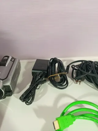 Videocámara Canon Legria HFR 106