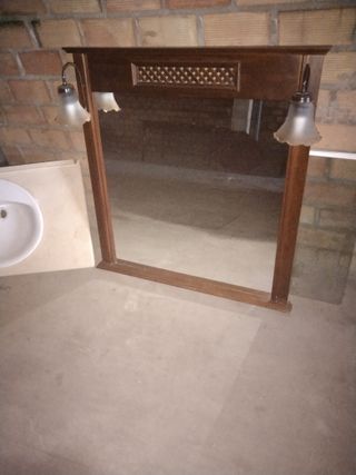 Espejo de madera con luces