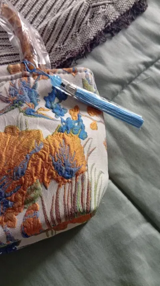 Borsa a mano con stampa floreale