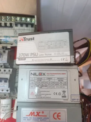 Interruptores y fuentes de alimentación