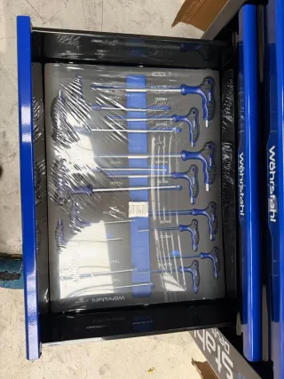 Carro de herramientas con cajones mas herramientas