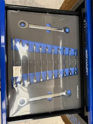 Carro de herramientas con cajones mas herramientas