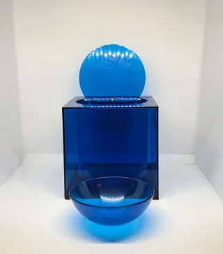 Cubitera Plástico Azul Space Age de diseño