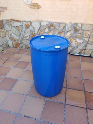 Pack bombas + bidón 220L – AdBlue y líquidos