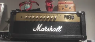 Cabezal Marshall MG100FX