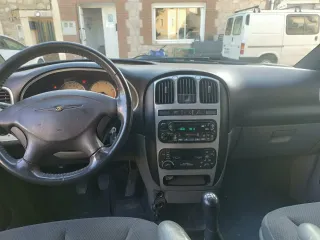 Chrysler Voyager 2004