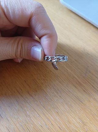 Anillo de plata con corazón