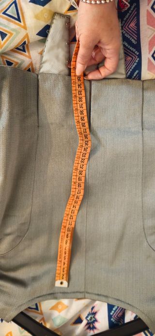 Trage fallera niña 5 VS 10 años