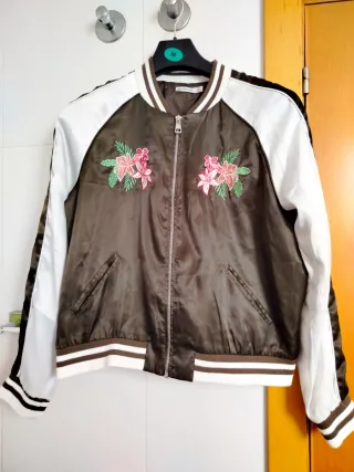Chaqueta Bomber Stradivarius Talla M