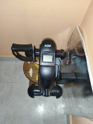 Pedaleta AGM