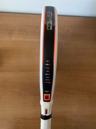 Pala Padel NOX ML10 Quantum Miguel Lamperti