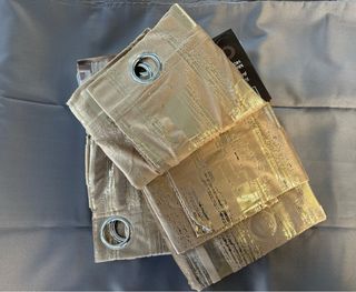 2 Tende Liri 130x275 Coprente Velluto Marrone/Oro