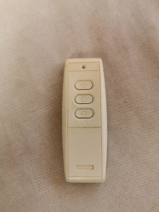 Pantalla cine proyección motorizada