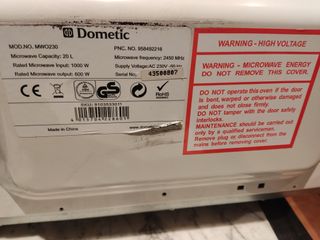 Microondas con transformador y soporte Camión